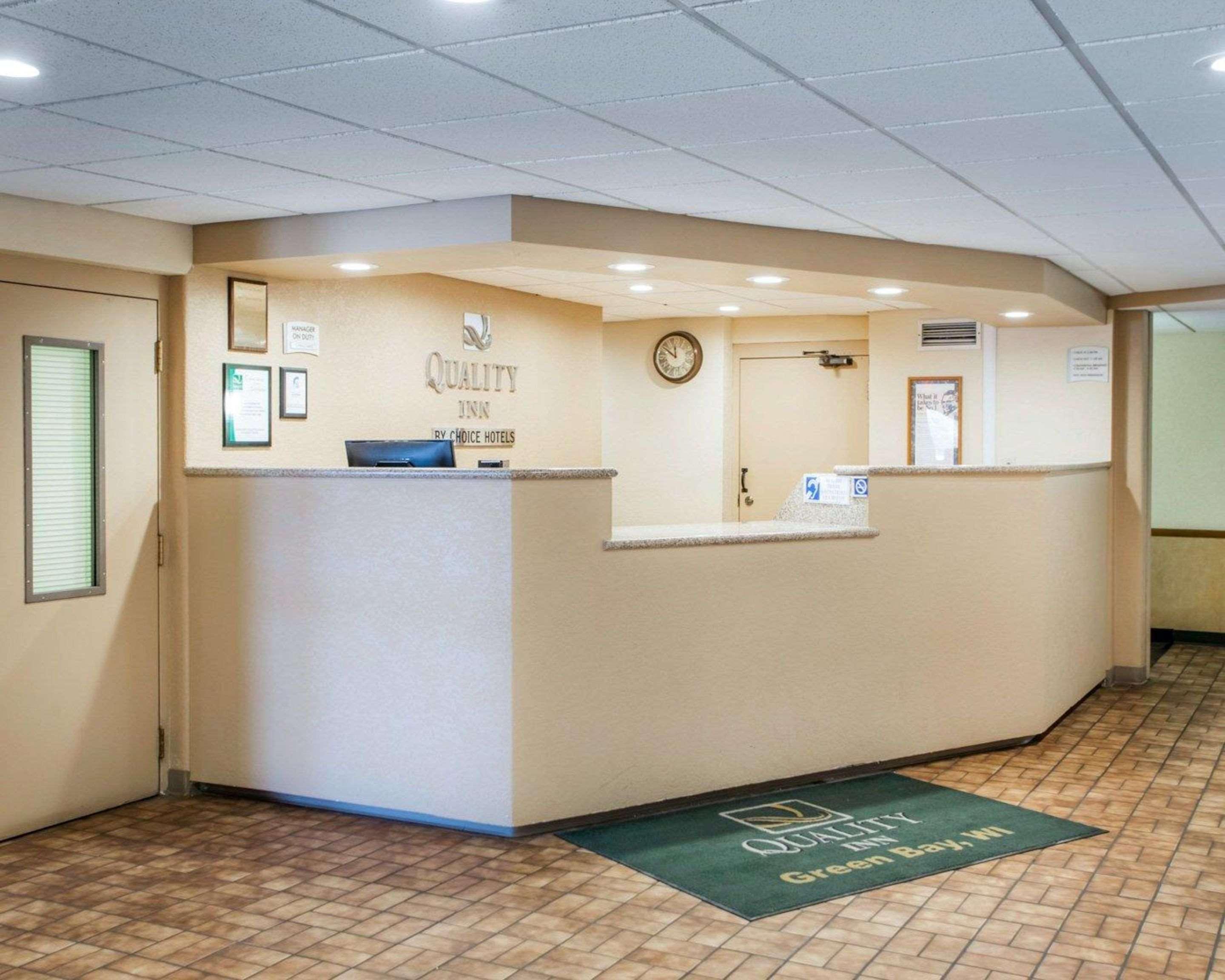 Quality Inn Stadium Area Green Bay Exteriör bild