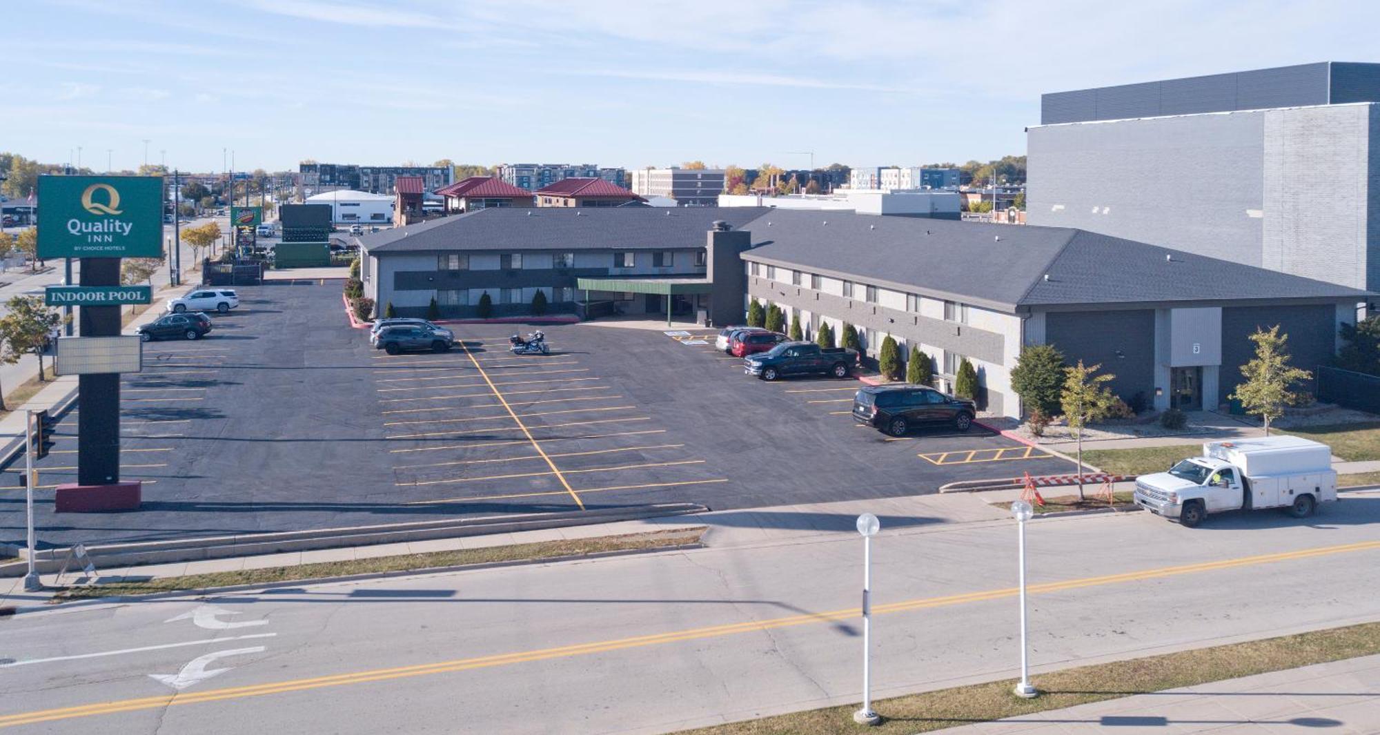 Quality Inn Stadium Area Green Bay Exteriör bild
