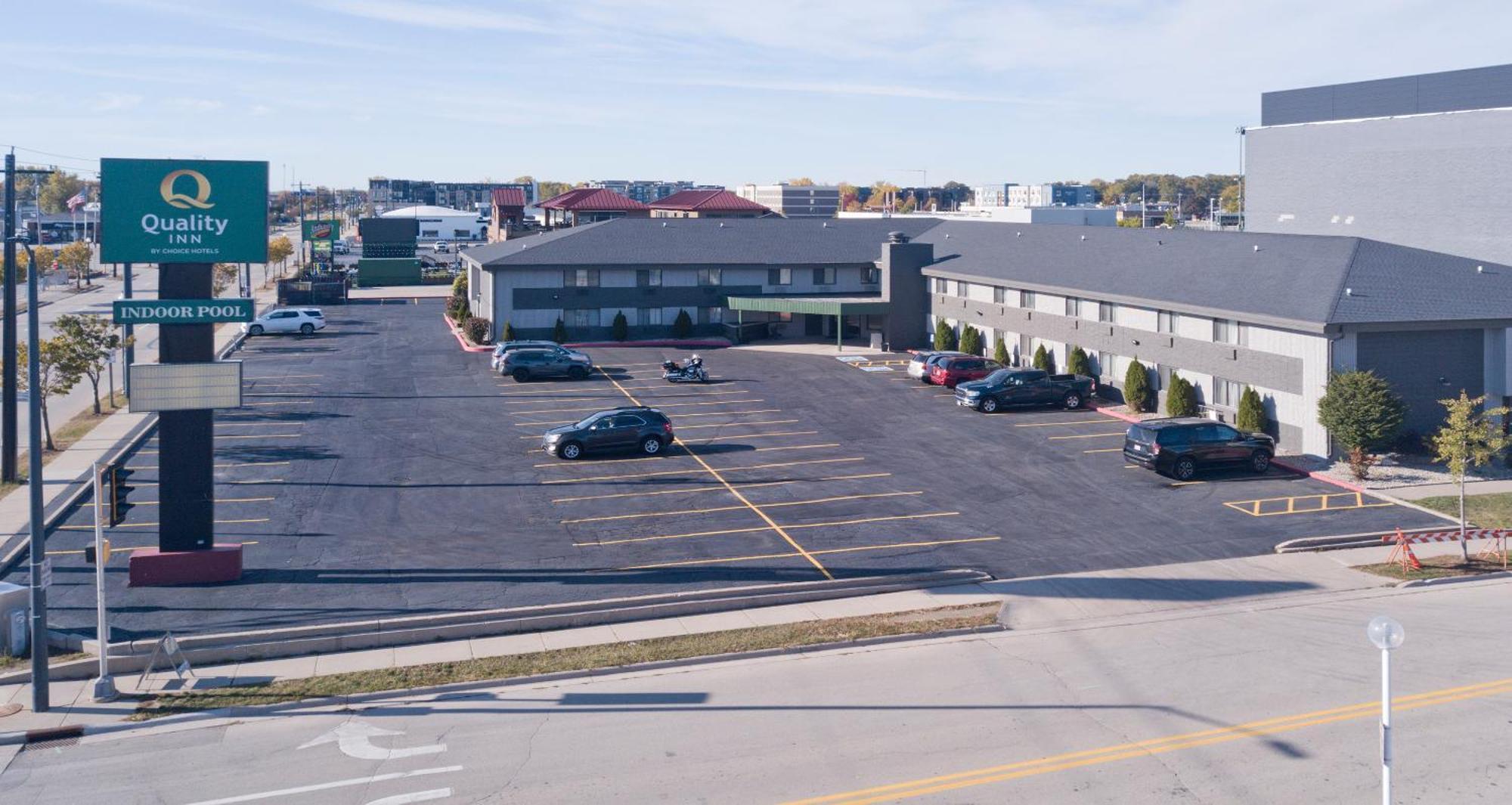 Quality Inn Stadium Area Green Bay Exteriör bild